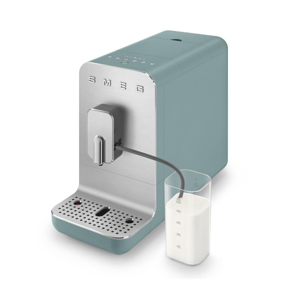 777.jpg Smeg Volautomatische koffiemachine - Image 1