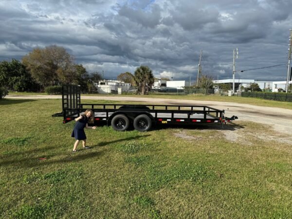 IMG_0442-600x450-1-1.jpg 7X20 Big Tex Tandem Axle Pipe Top Black Utility Trailer (10PI-20BK4HDIR) - Image 1